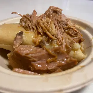 Tamal Cubano-Lechon